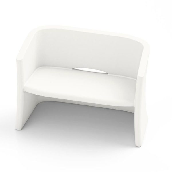 Divano Breeze, color perla, in polietilene, realizzato da Lyxo