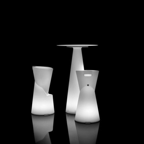 Dot Sgabelli luminosi, in polietilene, realizzato da Lyxo