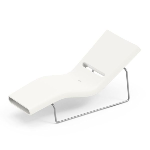 Lettino prendisole per uso in acqua Esse, telaio grigio, color perla, in polietilene, realizzato da Lyxo Greenterest