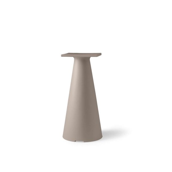 Tavolo da giardino Tiffany color ambra, in polietilene, realizzato da Lyxo-Greenterest