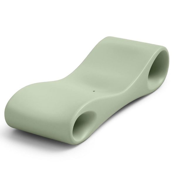 Lettino prendisole Slice color giada, in polietilene, realizzato da Lyxo Greenterest