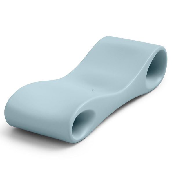 Lettino prendisole Slice color zaffiro, in polietilene, realizzato da Lyxo Greenterest