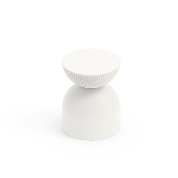Sgabello da esterno Illo, color perla, in polietilene, realizzato da Lyxo Greenterest