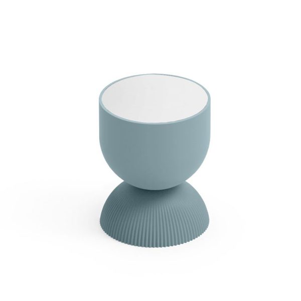Tavolino da esterno Illo, color zaffiro, top bianco, in polietilene, realizzato da Lyxo Greenterest
